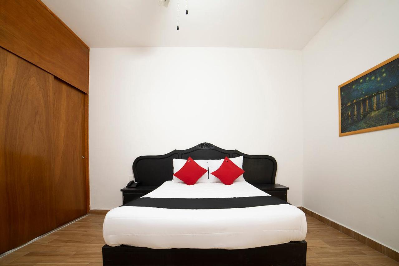 Amueblados San Isidro Hotel Leon Ngoại thất bức ảnh
